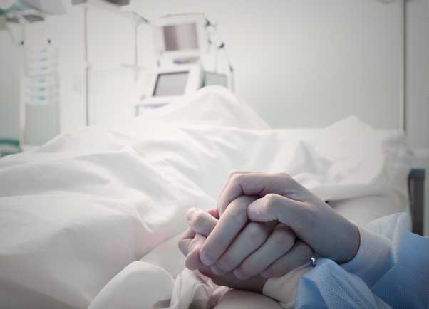 Carnet de bord d’un néo-urgentiste au temps du coronavirus #18 : « Je sais que c’est la fin », me dit un patient, étonnement calme