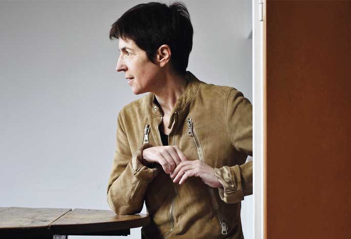 Christine Angot, toujours aussi nulle, couronnée du Prix Médicis